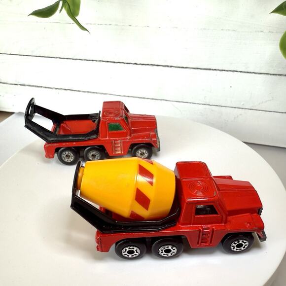Vintage Matchbox Vehicle Construction Lot - Cement Mixer, Bulldozer, Dump Trucks - Picture 5 of 10